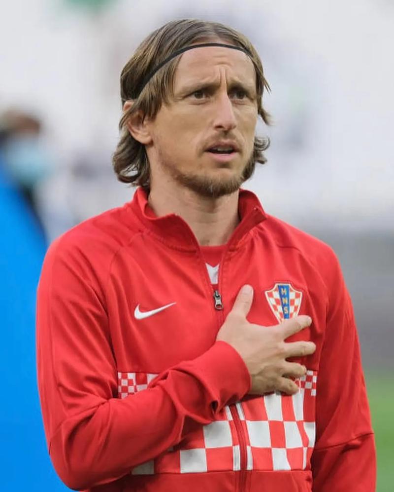 卢卡浓眉大交易后，湖人35胜17负&独行侠仅18胜33负